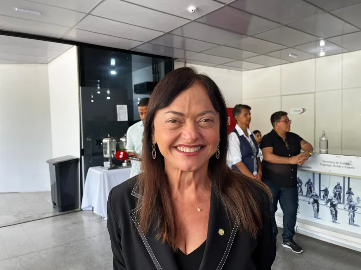 Deputada Alice Portugal no evento da SUDESB