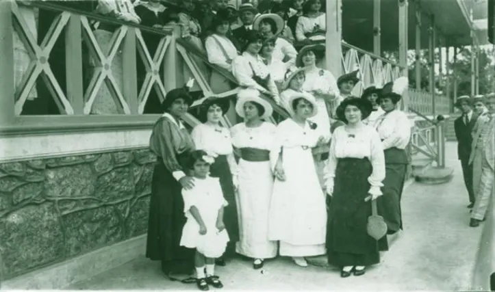 As "torcedoras" do Fluminense