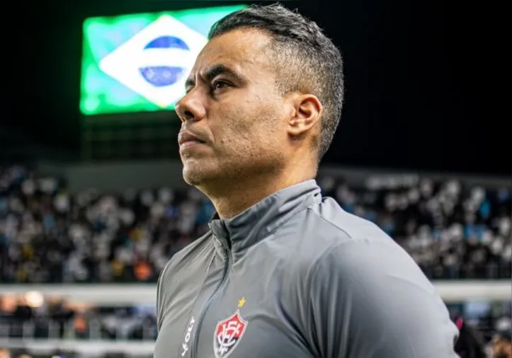 Jair Ventura pelo Vitória