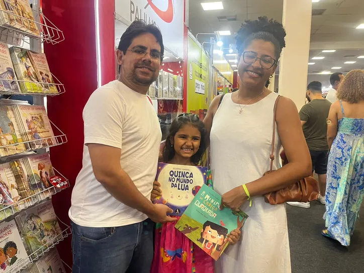 Maria Lis e seus pais