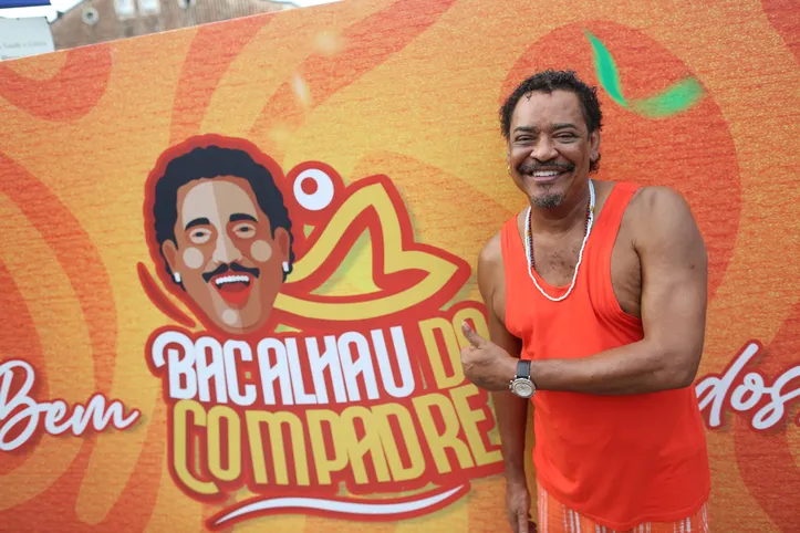 SALVADOR
Ressaca de Carnaval da Saúde teve distribuição de bacalhau para a comunidade. arrecadação de alimentos para o NACCI, fanfarras e shows gratuitos com Compadre Washington e outros artistas.
Na foto: Compadre Washington no Bacalhao do Compadre. 
Foto: Raphael Muller / Ag. A TARDE
Data: 22/02/2024
