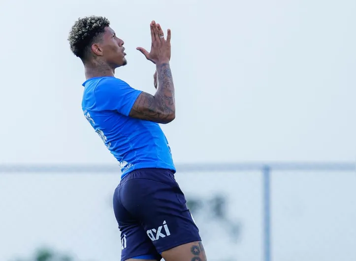 Marcos Victor pelo Bahia