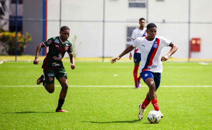 Roger Gabriel em campo pelo Bahia