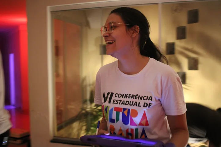 Fernanda Matos no set de filmagens de Âmago