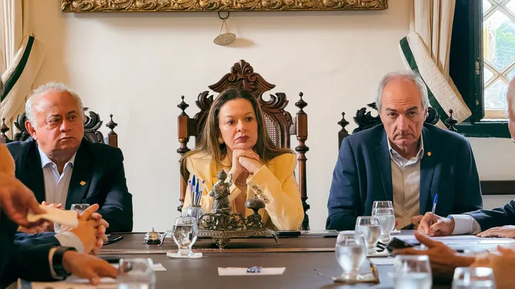 Imagem ilustrativa da imagem Empresariado amplia debate sobre jornada de trabalho em encontro com deputados líderes na Câmara