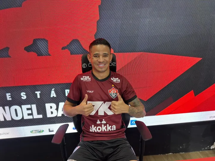 Erick durante entrevista