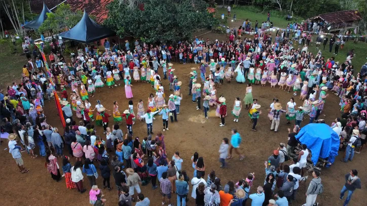 Imagem ilustrativa da imagem Escola Dendê da Serra é referência em ensino transformador na Bahia