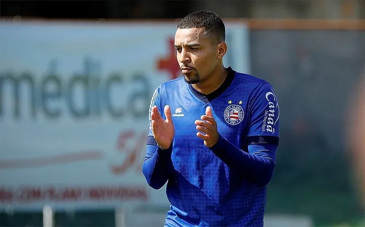 Gregore em treinamento pelo Bahia