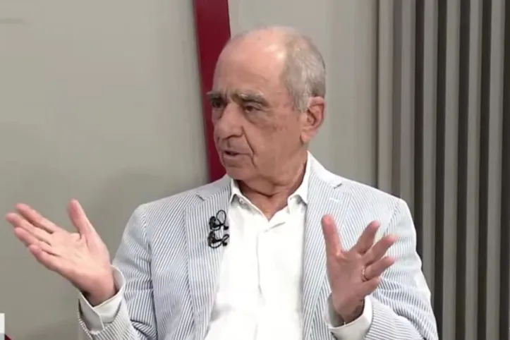 Empresário e ex-senador Roberto Cavalcanti