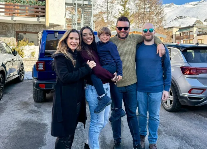 Rafaela Regis aproveitando dias de descanso em família pela Europa