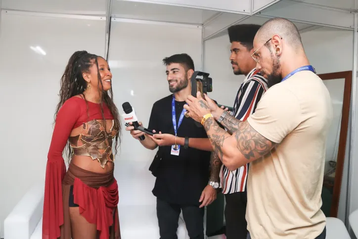 Nabiyah Be em entrevista ao A TARDE