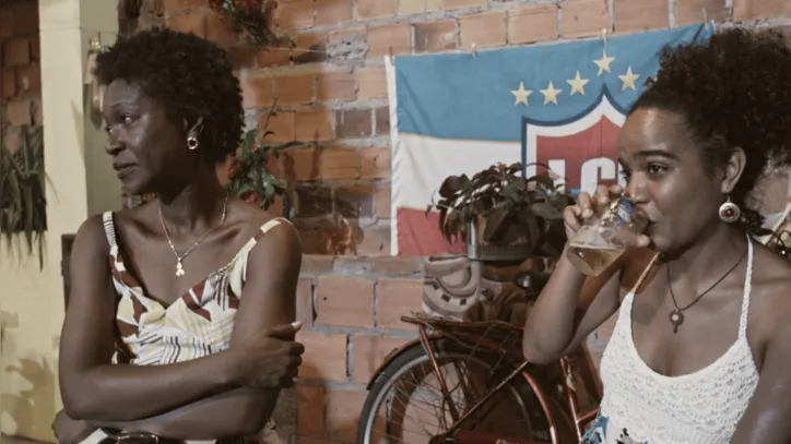 Filme Café com Canela