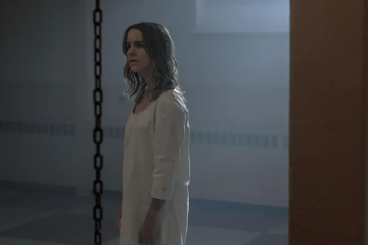 Cena de O Conto da Aia, produção que chega em maio na Netflix