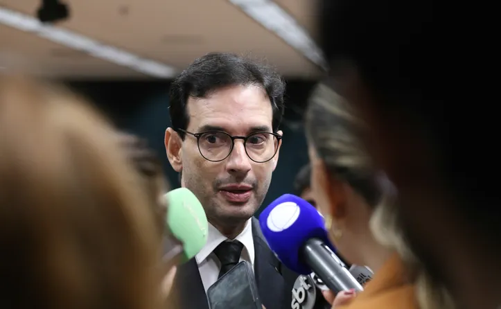 Deputado federal Leo Prates (Republicanos) é relator do fim da Escala 6x1 em Comissão Especial na Câmara