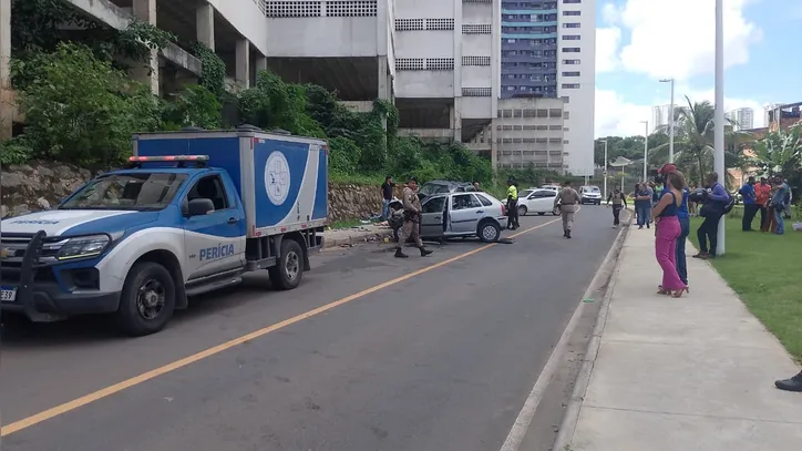 Imagem ilustrativa da imagem Idosa morre após grave acidente de carro no bairro de Vila Laura