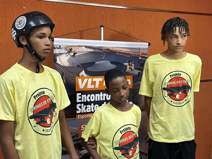 Jovens do projeto Meninos do Centro