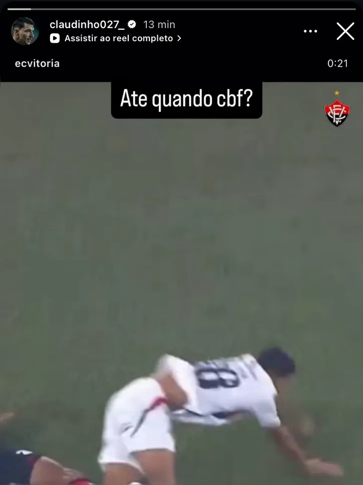 Imagem ilustrativa da imagem Jogadores do Vitória se manifestam após polêmicas de arbitragem: 