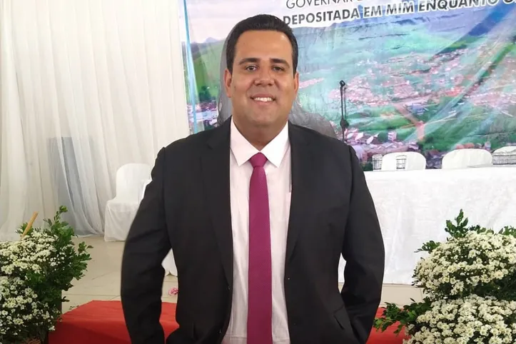 Vice-presidente da Câmara de Guaratinga, Luiz Eduardo (PT), vai assumir cargo após afastamento de Paulo Chiclete