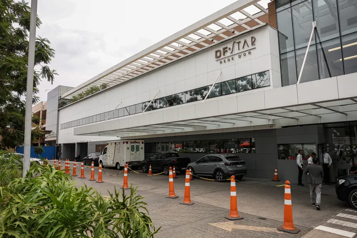 Fachada do hospital DF Star, em Brasília, onde o senador Magno Malta está internado