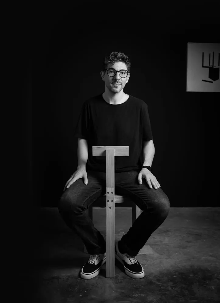 Na foto: o artista visual Davi Caramelo