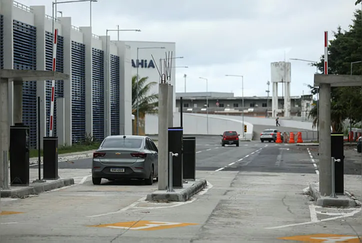 Kiss e Fly: cobrança de R$ 18 no Aeroporto de Salvador.
