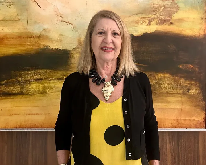 Vera Pontes nos preparativos da Expo de Moda em Ondina