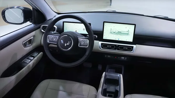 Parte interna do Wuling Bingo Plus