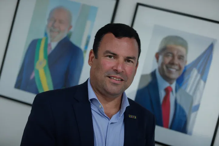 Gustavo Stelitano durante entrevista ao A TARDE