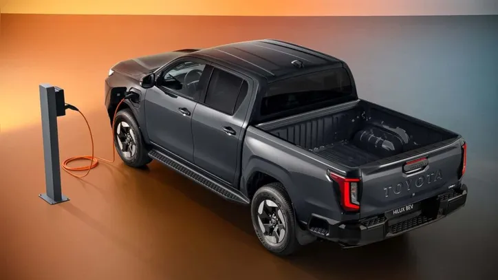 Nova Hilux Revo BEV