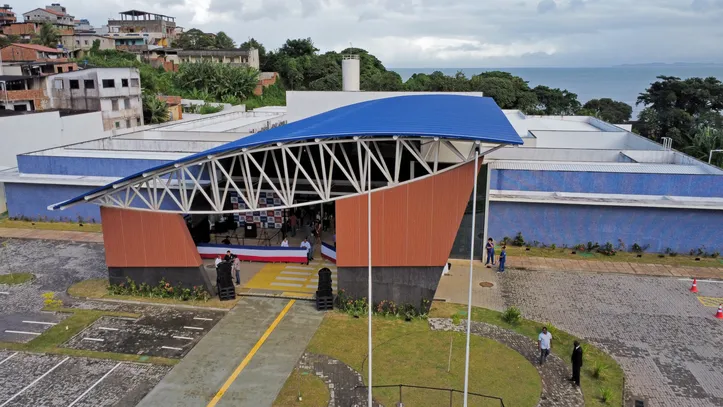 Policlínica de Escada