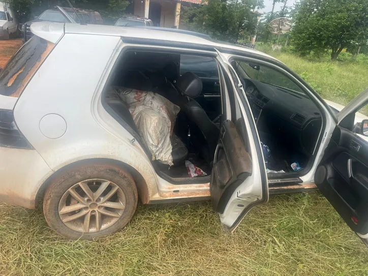 Imagem ilustrativa da imagem Operação erradica 200 mil pés de maconha e apreende três toneladas na Bahia