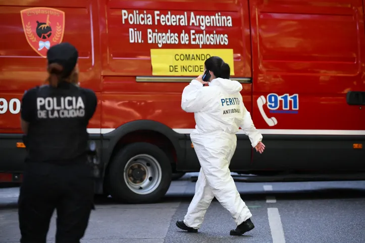 Imagem ilustrativa da imagem Pacote explode em prédio federal na Argentina e deixa três feridos