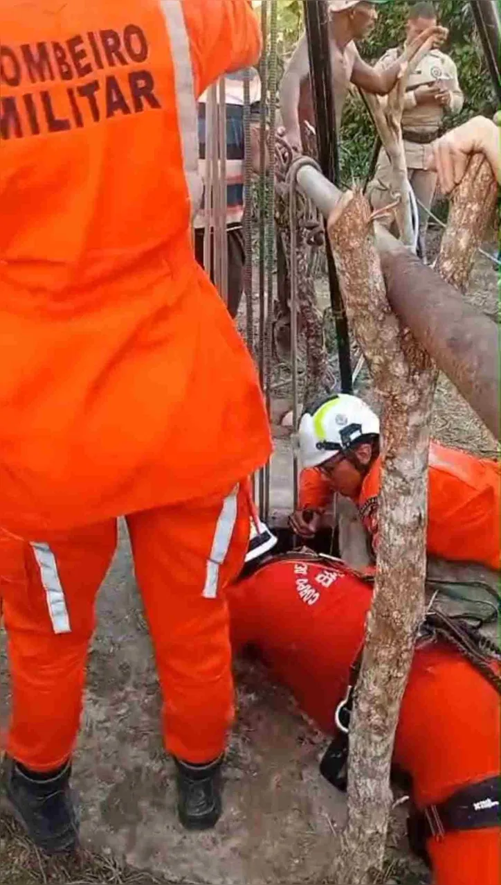 Criança foi a primeira a ser resgatada