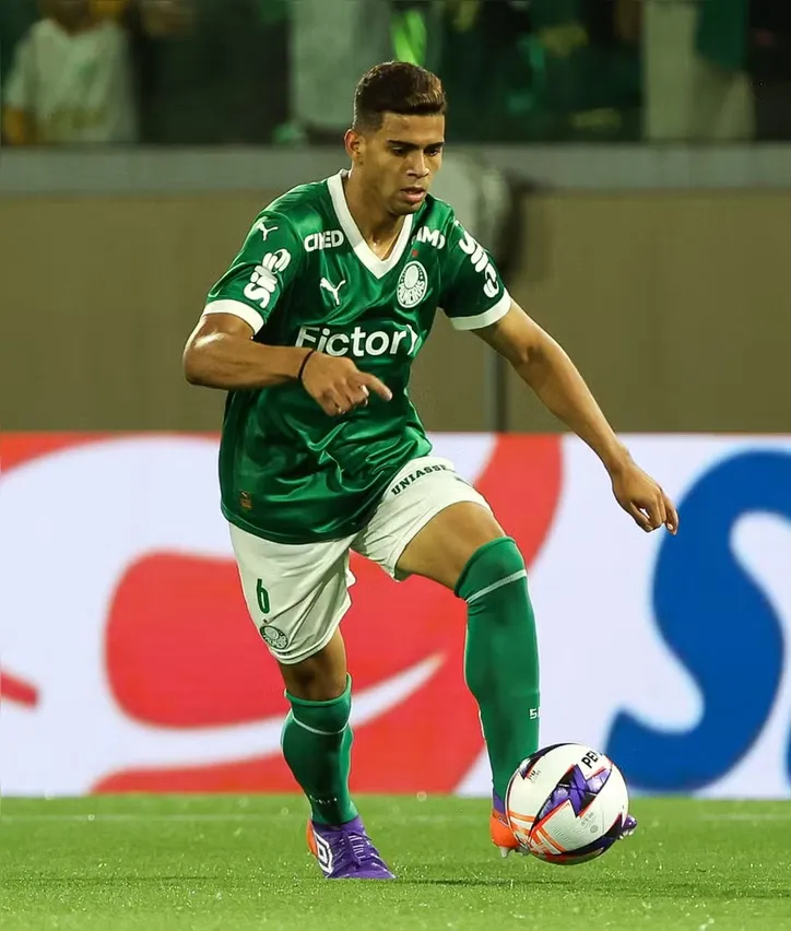 Arthur Gabriel, lateral-direito da base do Palmeiras