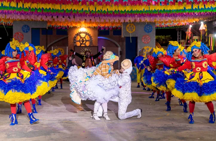 As quadrilhas também fazem parte da cultura nordestina