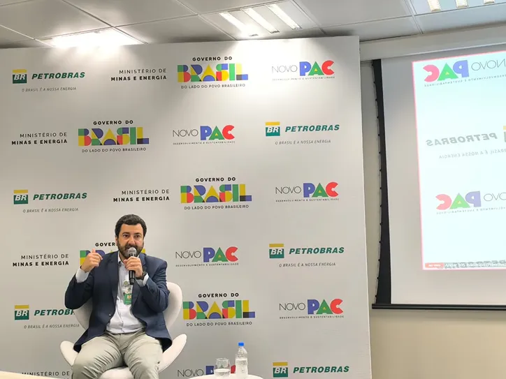 Apenas na Fafen-BA, é projetado a geração de 900 empregos diretos e 2.600 indiretos