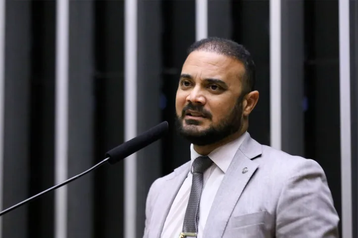 Deputado federal Capitão Alden