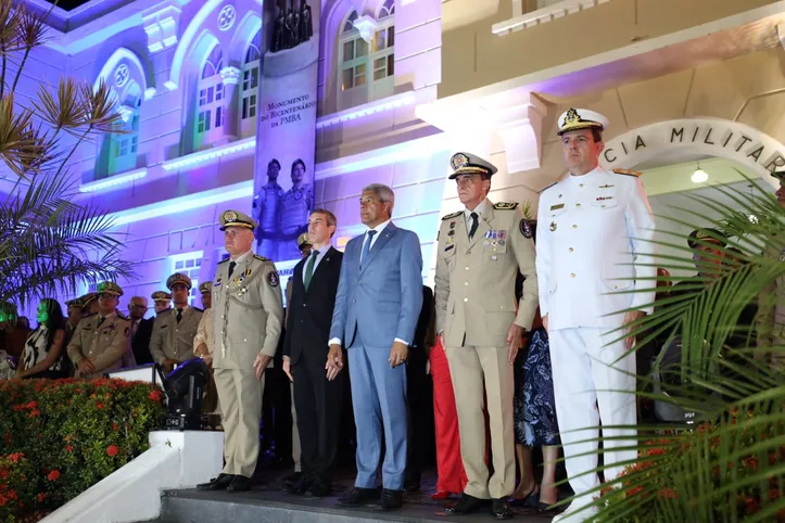 Imagem ilustrativa da imagem PMBA celebra 200 anos com novo monumento e homenagens em Salvador
