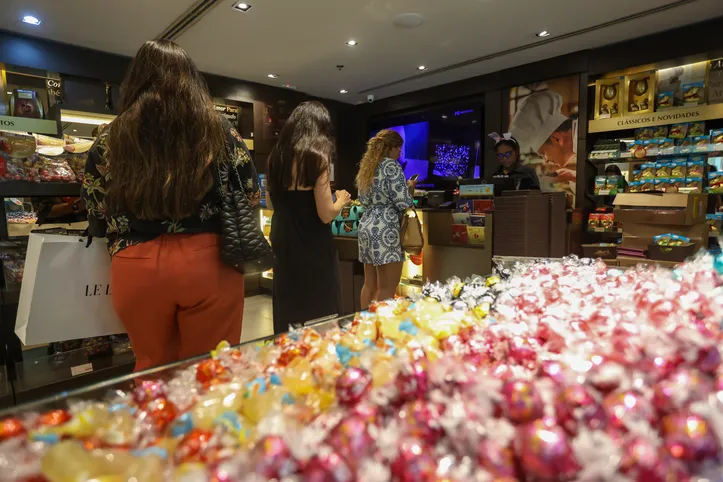 Páscoa movimenta shoppings de Salvador