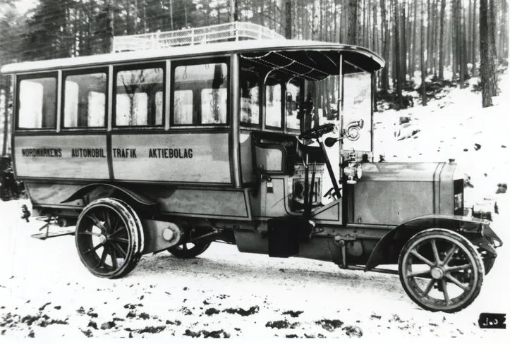 Ônibus fabricado em 1911