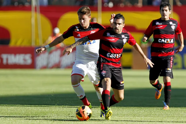 Vitória 4x2 Flamengo