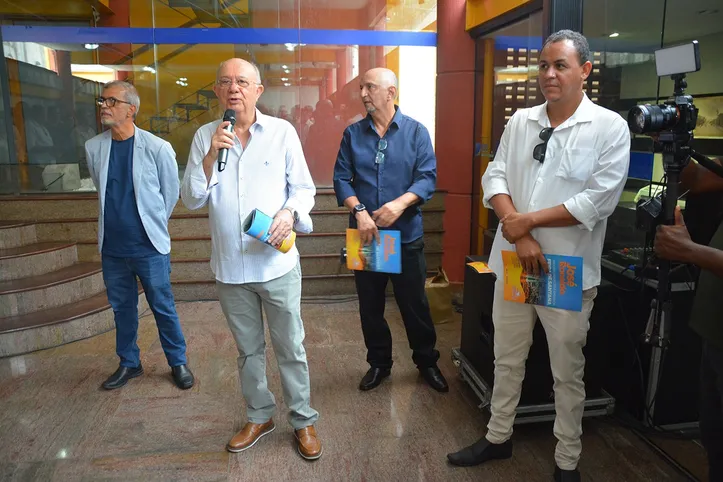 José Ronaldo e os idealizadores Eliel Paiva, Augusto Ferreira e Ordachson Gonçalves