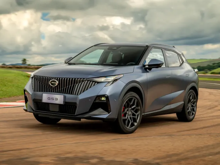 GS3 chega ao Brasil em duas versões e preço inicial promocional de R$ 129.990