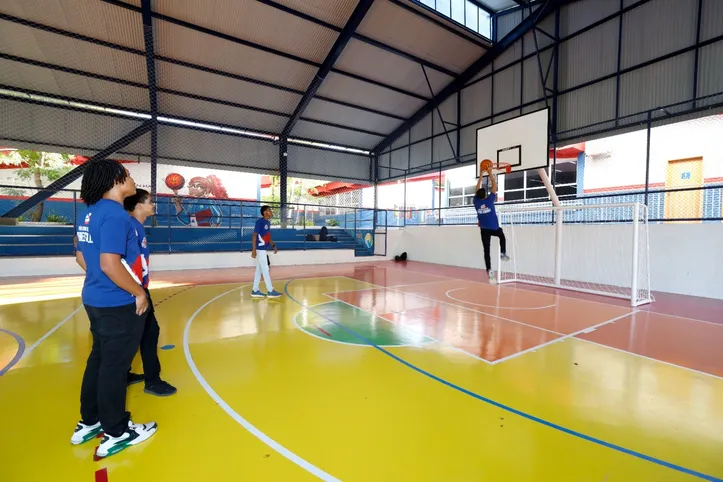 Infraestrutura esportiva também é um diferencial das escolas da rede estadual.