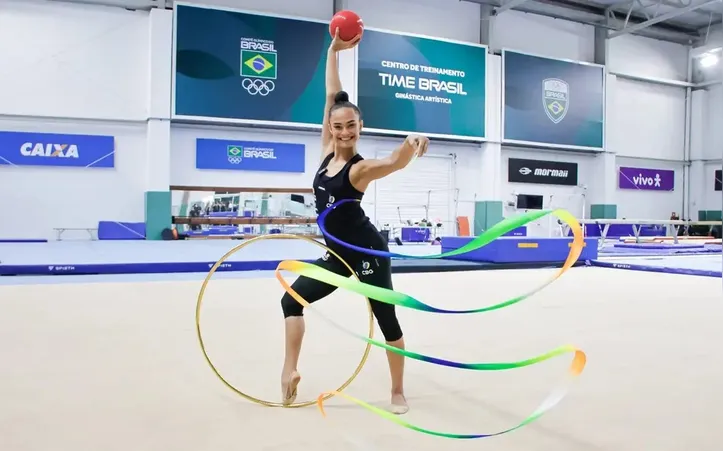 Bárbara Galvão, atleta da Seleção Brasileira de Ginástica Rítmica