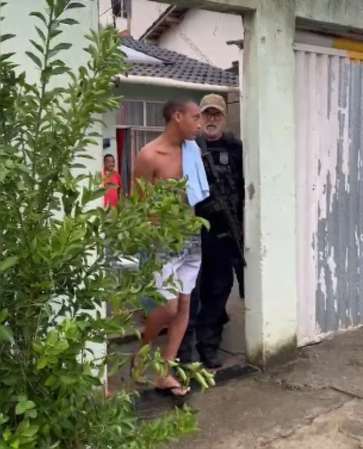 China foi preso na casa do pai