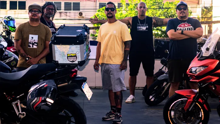 Ultra Bomb apresenta o single 'Reza'