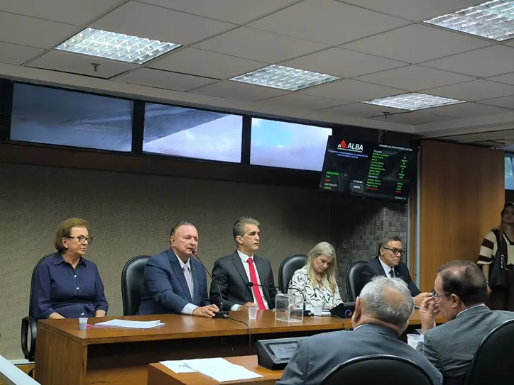 Sabatina de Adolfo Menezes na CCJ