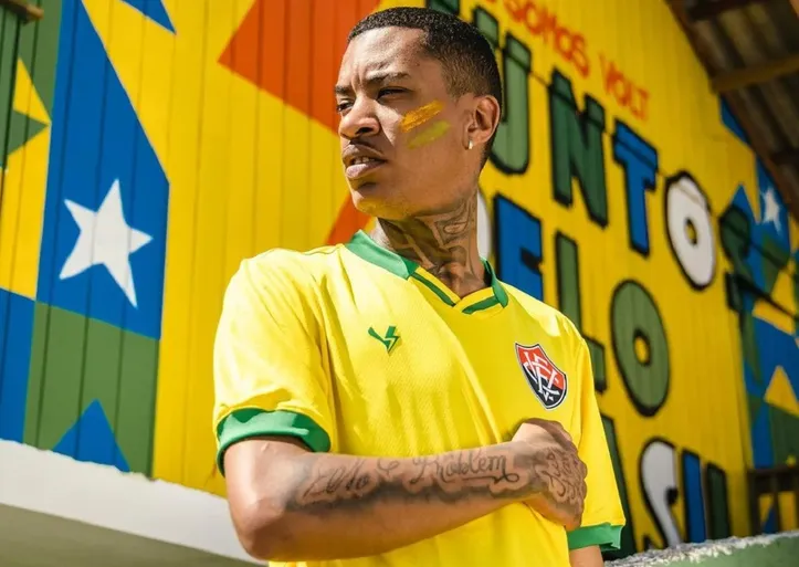 Camisa lançada pelo Vitória para a Copa do Mundo de 2022