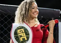 De ring girl no interior da Bahia a lutadora do UFC: conheça a história de Jeisla Chaves